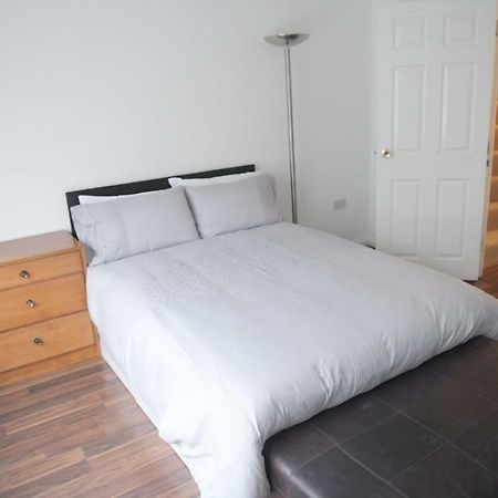 The Haven Hotel Luton  Kültér fotó