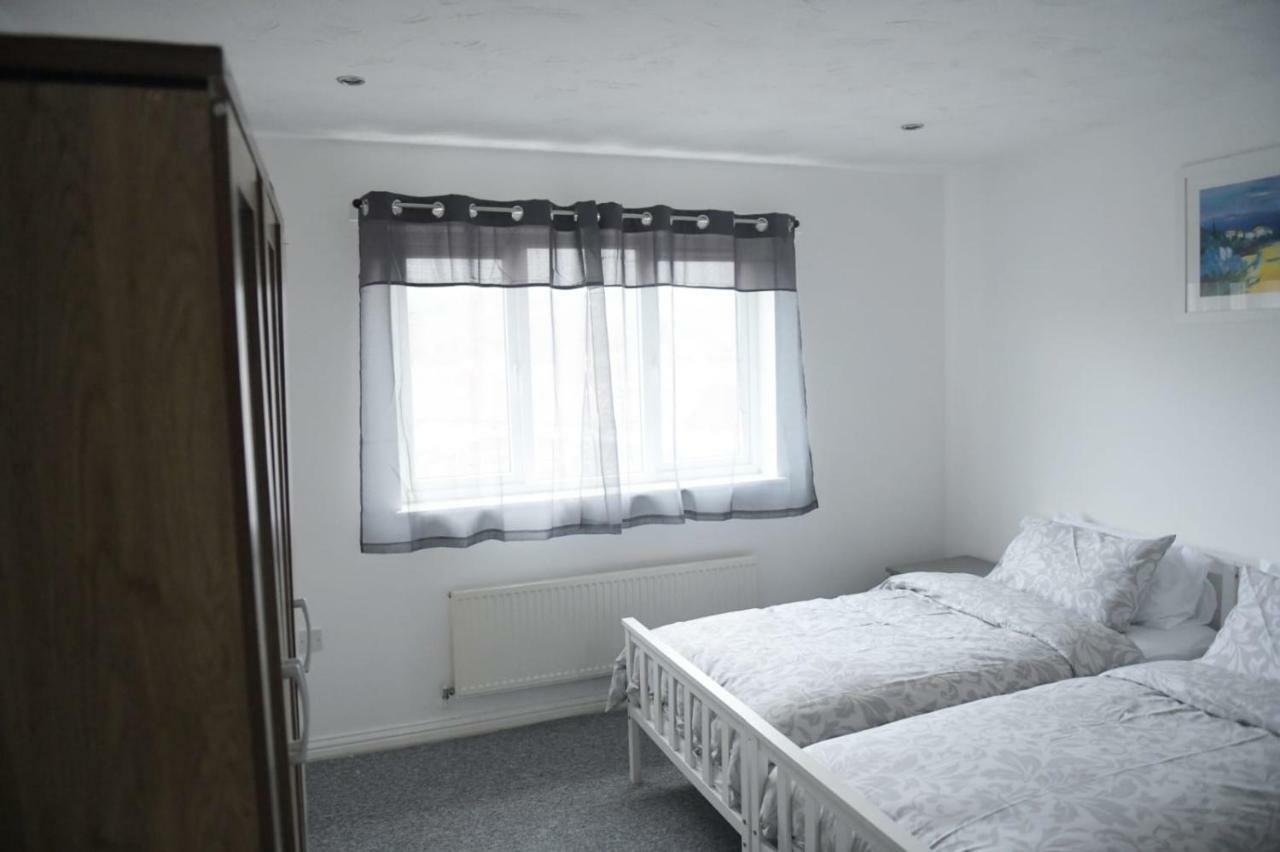 The Haven Hotel Luton  Kültér fotó